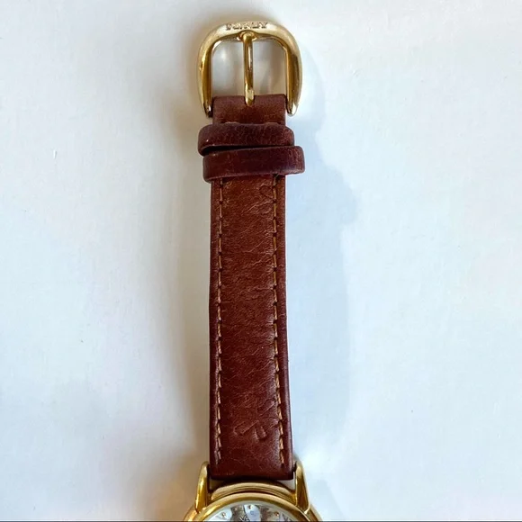 ⚡️Host Pick⚡️Limited Edition Vintage Pooh Snowflake Watch #849 of 1000🌟 - Picture 11 of 16